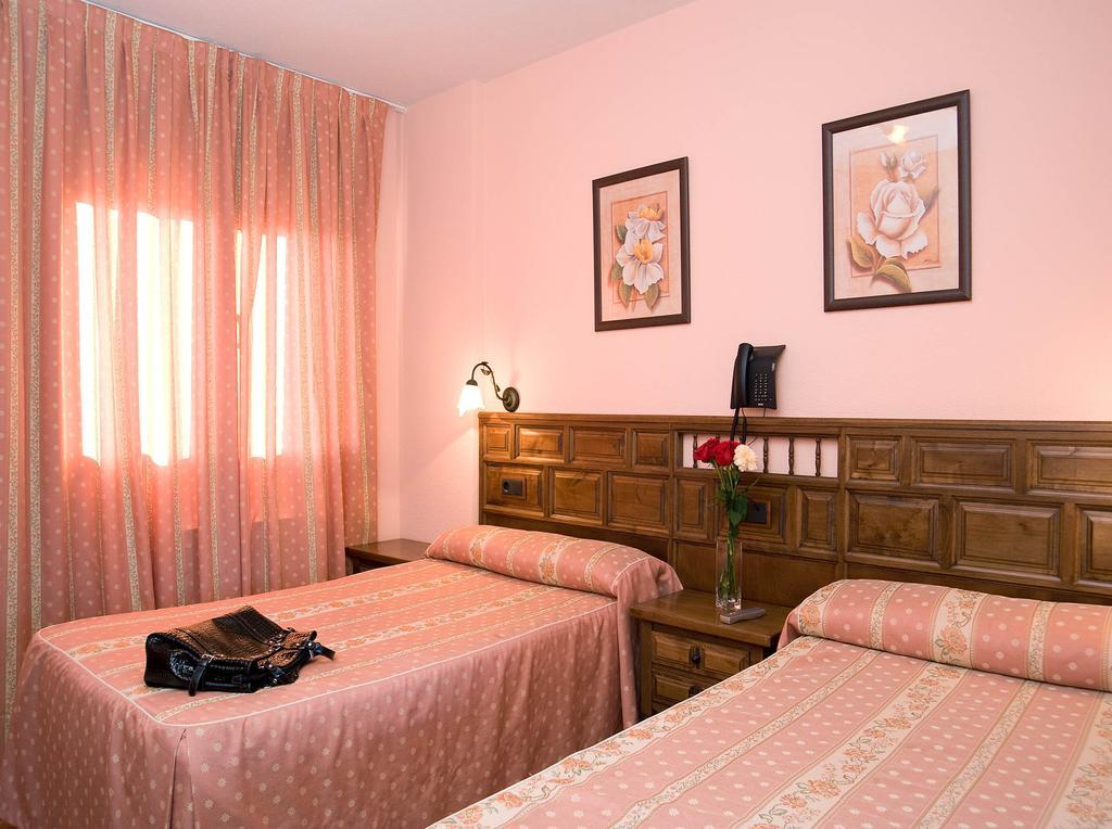 Hotel Rural "Victoria" Humanes Camera foto